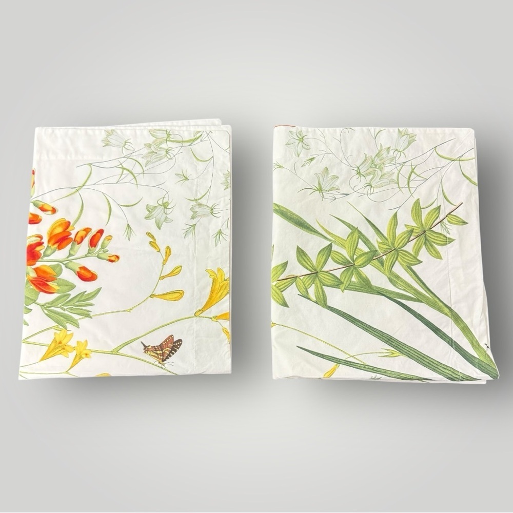 Pottery Barn White Botanical Floral Red Lily Cotton Standard Shams Set of 2 - Picture 4 of 8